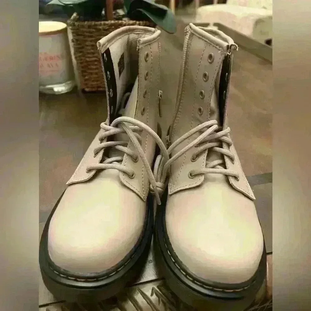 DR. Martens 1460 Kids Leather Boots Beige Size 3